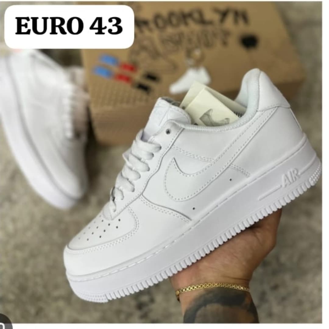 nike af1 aaa euro 43 — talla Euro 43 — MAROB Popayán