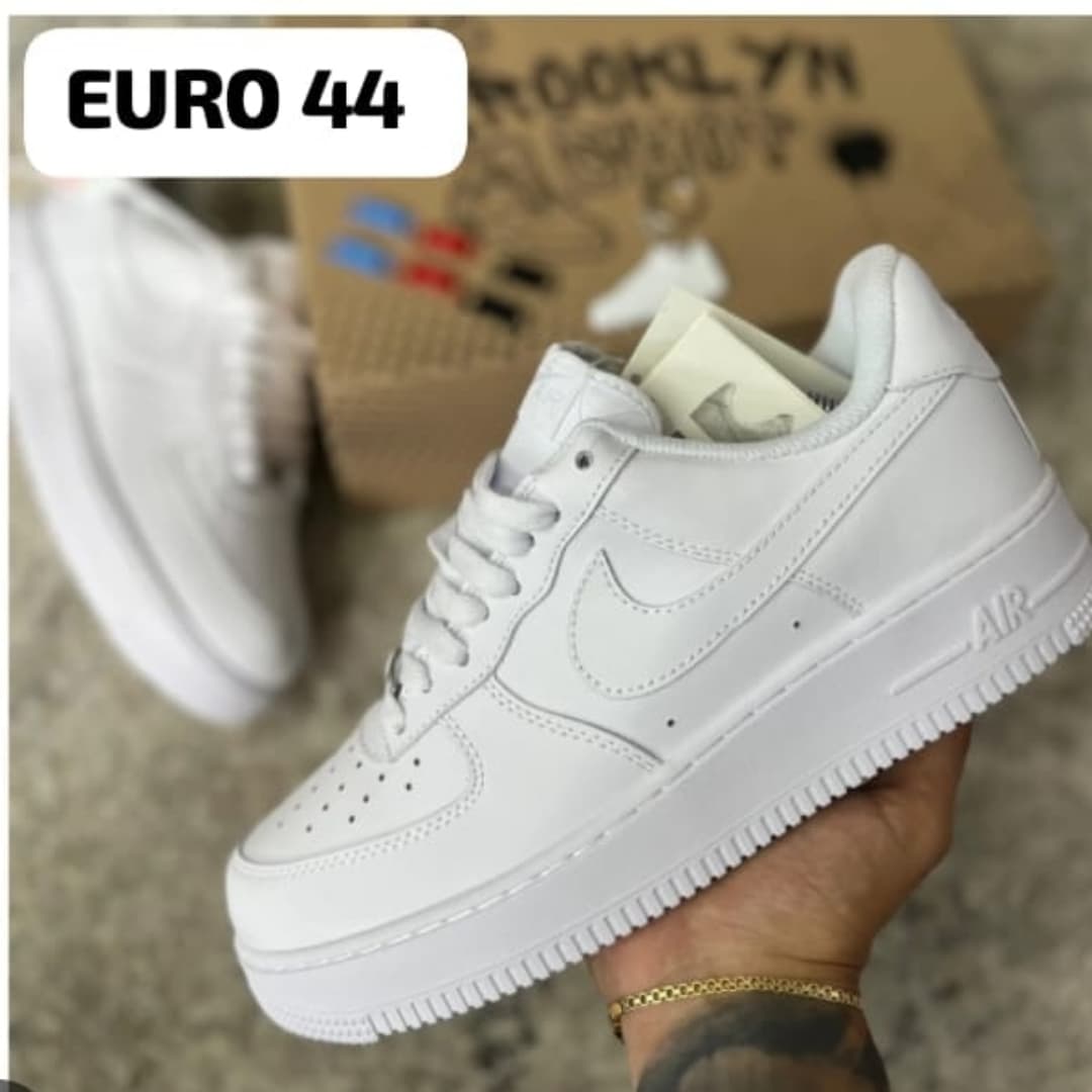 nike af1 aaa euro 44 — talla Euro 44 — MAROB Popayán