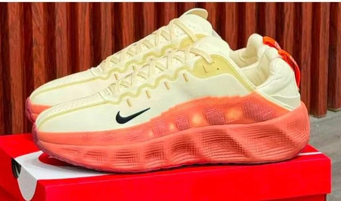 NIKE AVA ROVER EURO 40 — talla Euro 40 — MAROB Popayán
