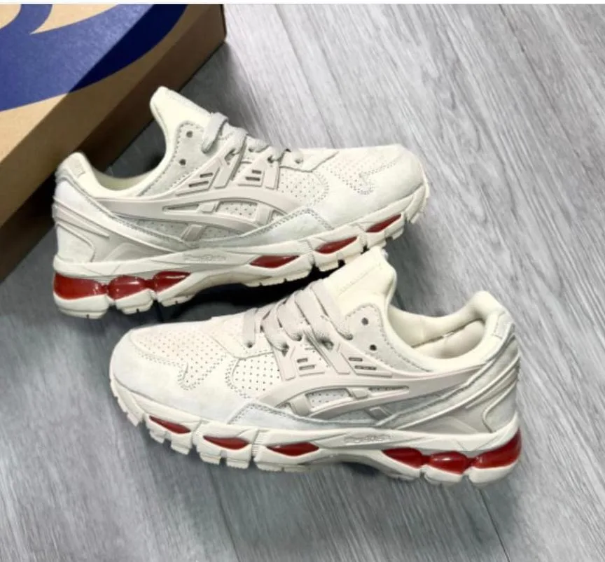 ASICS GEL KAYANO EURO 42f — talla Euro 42 — MAROB Popayán
