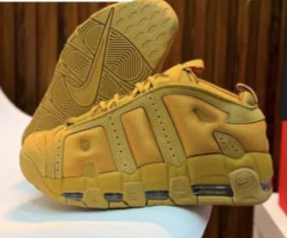 NIKE AIR UPTEMPO EURO 42 — talla Euro 42 — MAROB Popayán