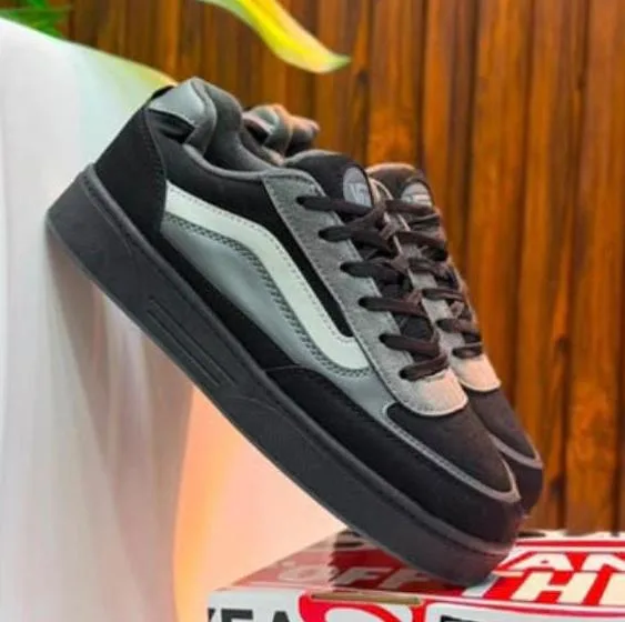 VANS STAZZO EURO 42 — talla Euro 42 — MAROB Popayán