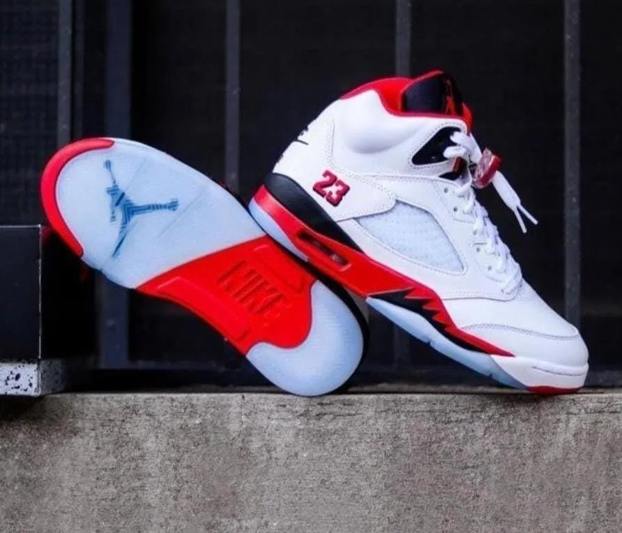 JORDAN RETRO 5 EURO 42 R — talla Euro 42 — MAROB Popayán