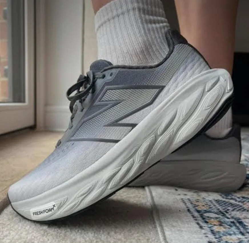 NEW BALANCE FRESH FOAM EURO 42g — talla Euro 42 — MAROB Popayán