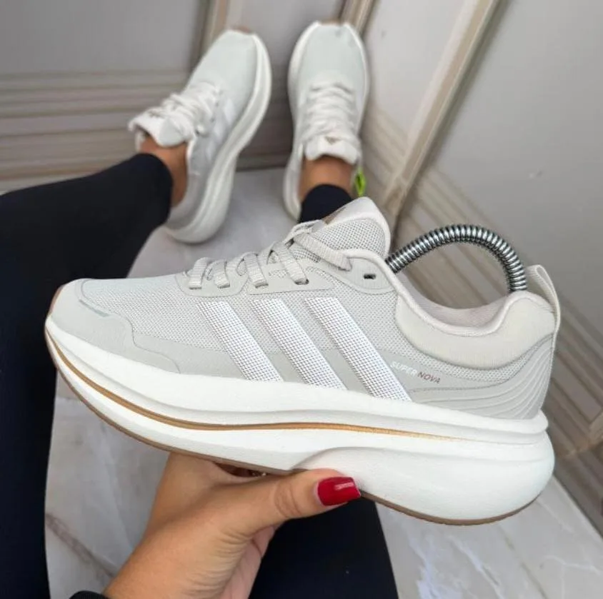 ADIDAS SUPER NOVA EURO 37X — talla Euro 37 — MAROB Popayán