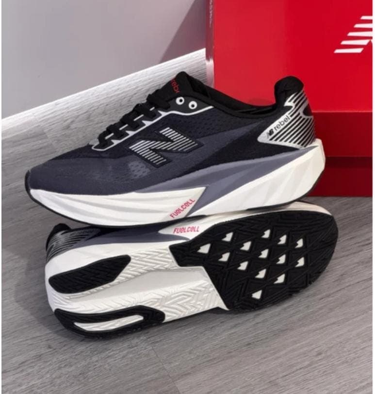 NEW BALANCE FUELL CELL — talla Euro 42 — MAROB Popayán