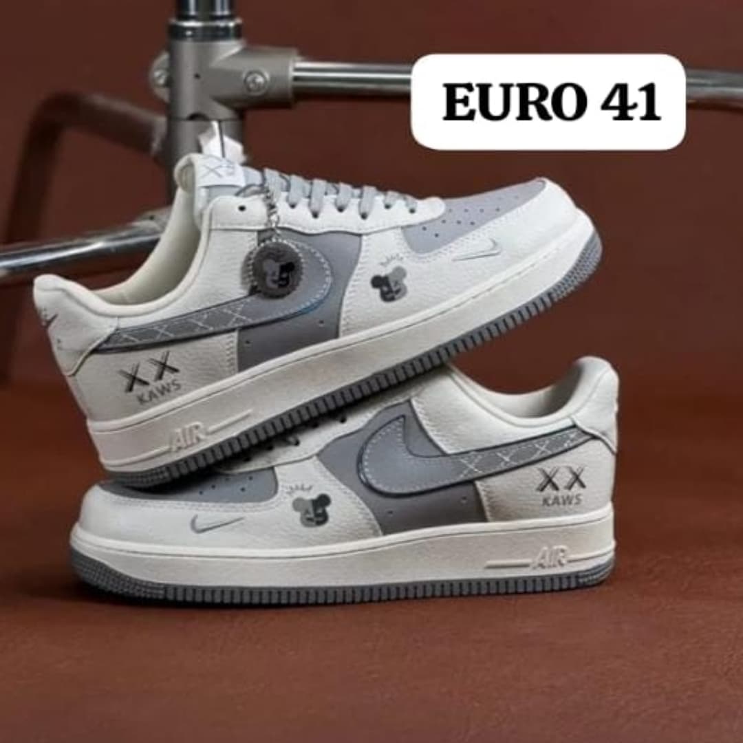 nike af1 kaws euro 41 — talla Euro 41 — MAROB Popayán