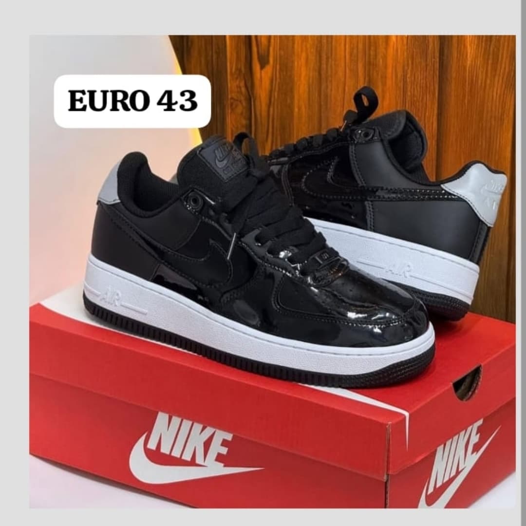 nike af1 charol — talla Euro 43 — MAROB Popayán