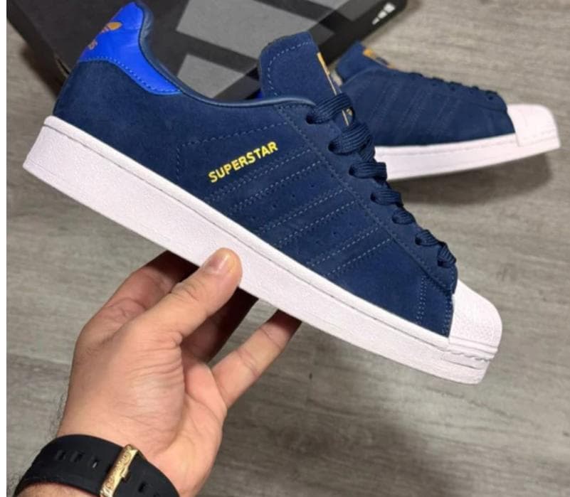 ADIDAS SUPER STAR EURO 43 — talla Euro 43 — MAROB Popayán