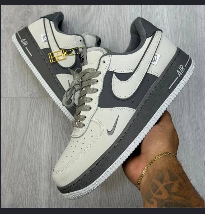 NIKE AF1 NOBUCK EURO 40 — talla Euro 40 — MAROB Popayán