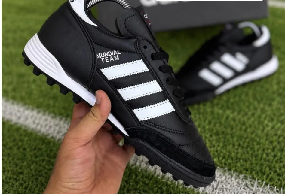 ADIDAS COPA MUNDIAL EURO 40 — talla Euro 40 — MAROB Popayán