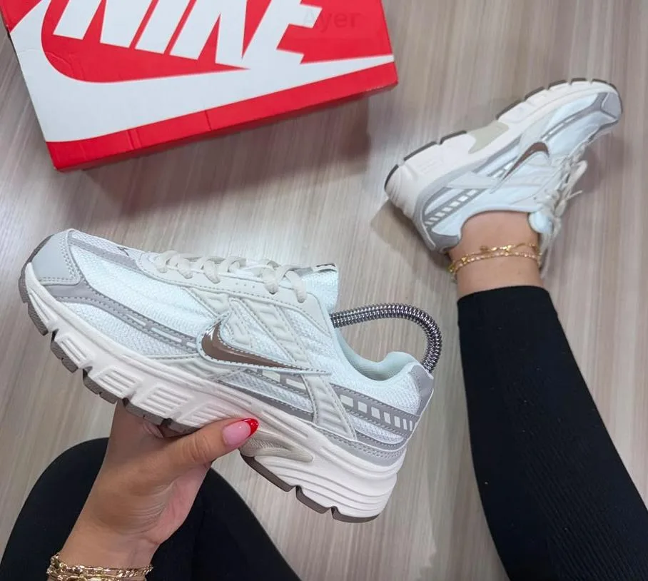 NIKE INITIATOR EURO 39-b — talla Euro 39 — MAROB Popayán