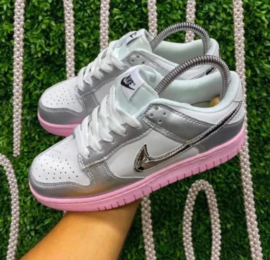 NIKE SB DUNK LOW EURO 36c — talla Euro 36 — MAROB Popayán