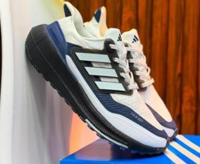 ADIDAS ULTRABOOTS EURO 40 — talla Euro 40 — MAROB Popayán