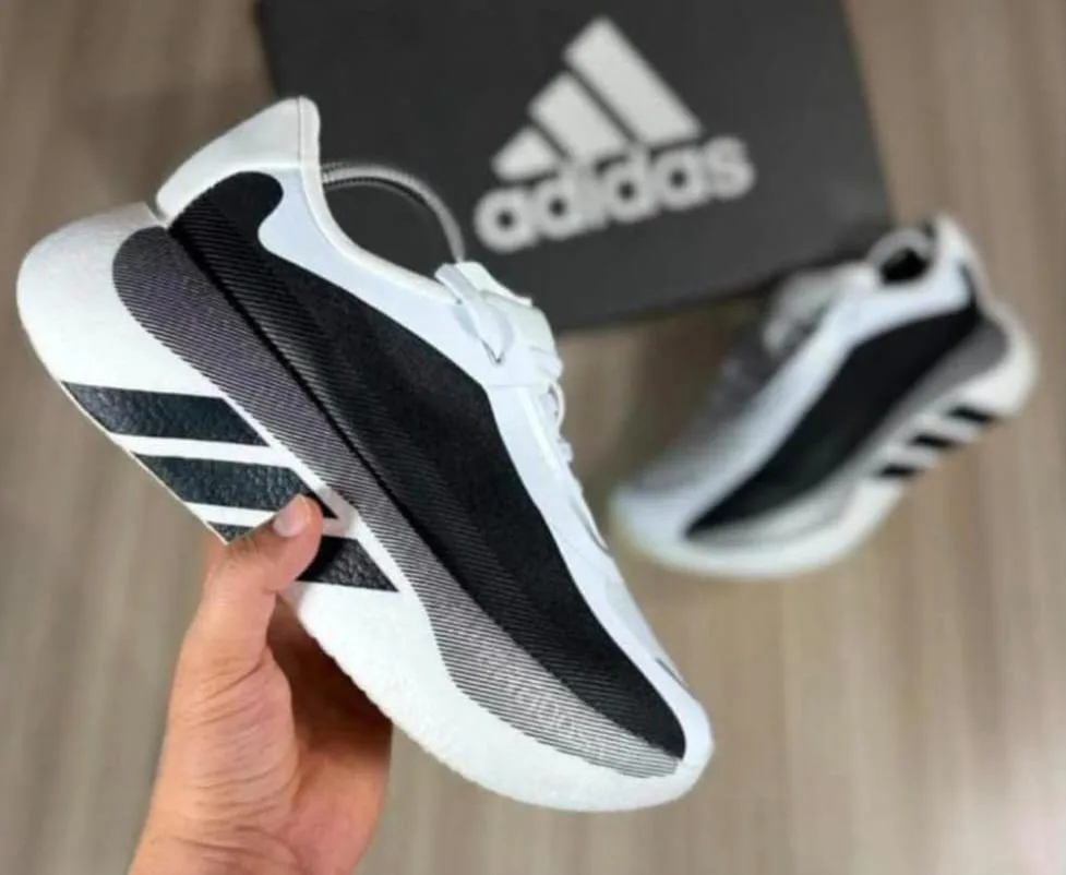 ADIDAS HYPERBOOST EURO 40 — talla Euro 40 — MAROB Popayán