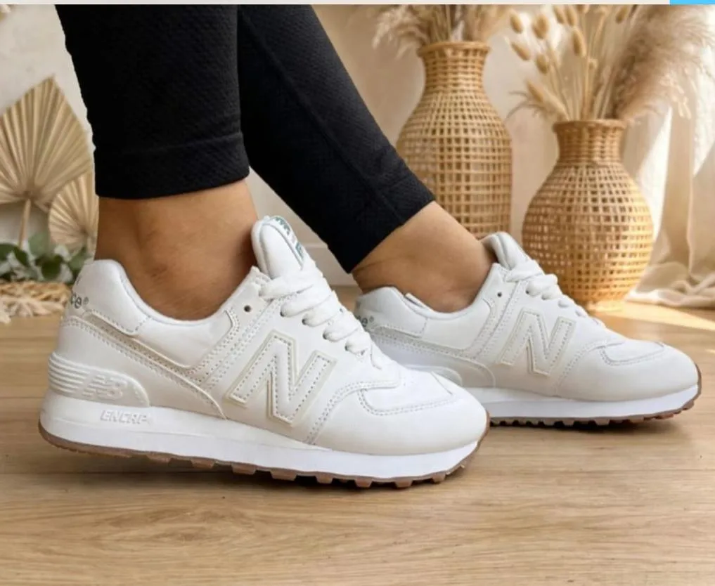 NEW BALANCE 574 EURO 39 — talla Euro 39 — MAROB Popayán