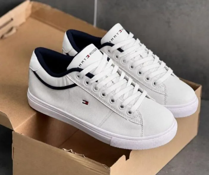 TOMMY HILFIGER EURO 40c — talla Euro 40 — MAROB Popayán