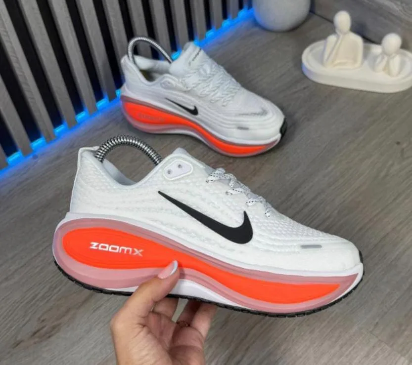 NIKE ZOOM X EURO 39t — talla Euro 39 — MAROB Popayán