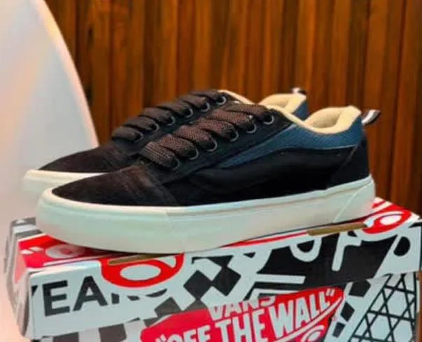 VANS SKOOL 41 — talla Euro 41 — MAROB Popayán