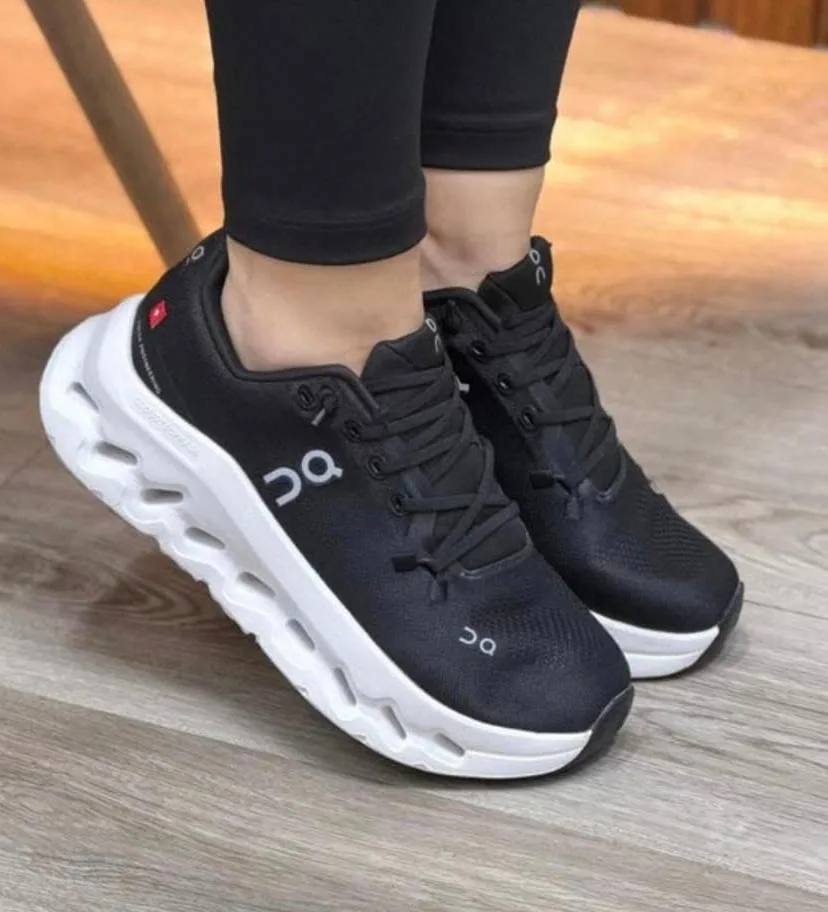 ON CLOUD RUNNING EURO 38 — talla Euro 38 — MAROB Popayán