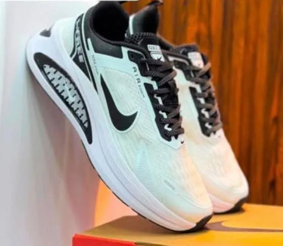 NIKE ZOOM PEGASUS EURO 40 — talla Euro 40 — MAROB Popayán