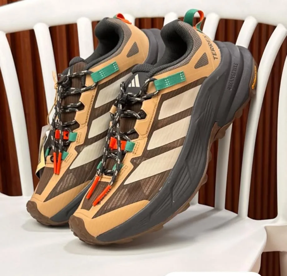 ADIDAS TERREX EURO 44T — talla Euro 44 — MAROB Popayán