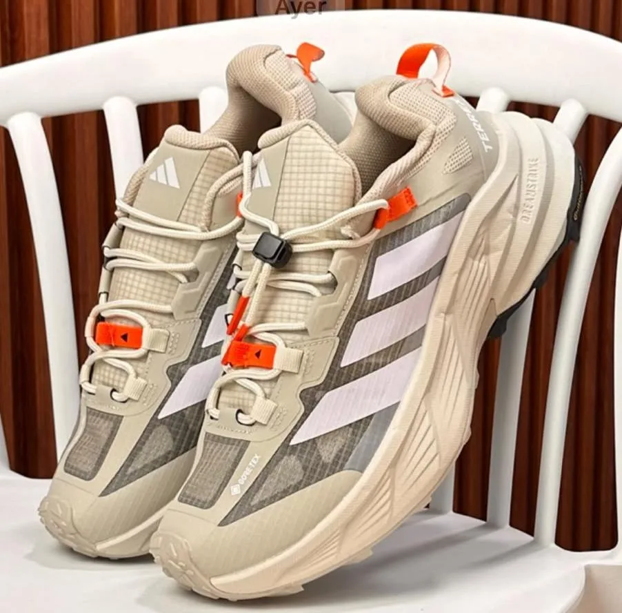 ADIDAS TERREX EURO 42N — talla Euro 42 — MAROB Popayán