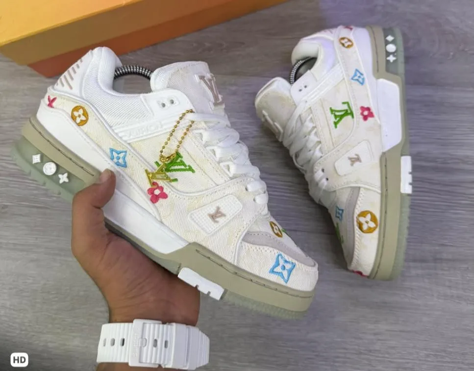 LOUIS VUITTON SKATE EURO 42 — talla Euro 42 — MAROB Popayán
