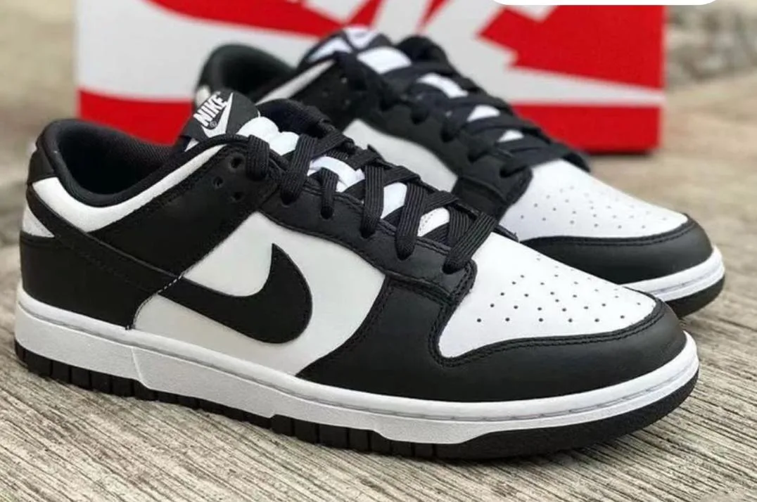 NIKE SB PANDA EURO 39 — talla Euro 39 — MAROB Popayán