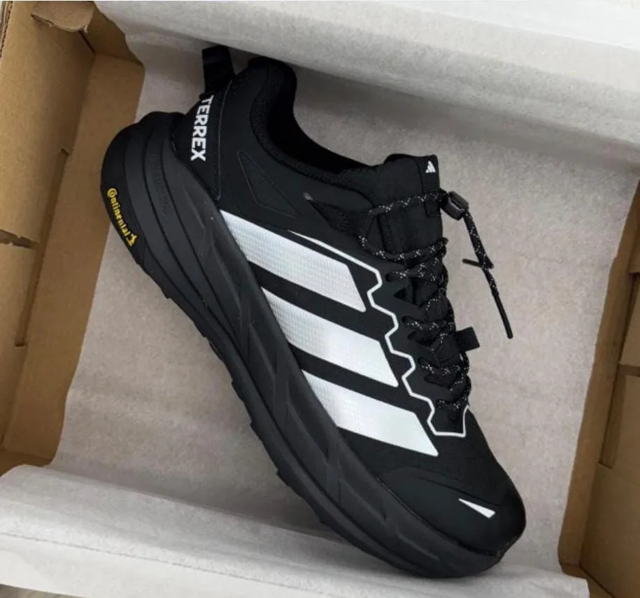 ADIDAS TERREX EURO 42P — talla Euro 42 — MAROB Popayán