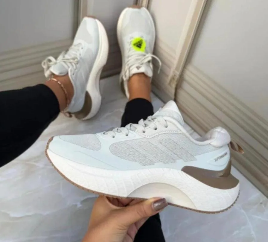 ADIDAS SUPER MAGMA EURO 37k — talla Euro 37 — MAROB Popayán