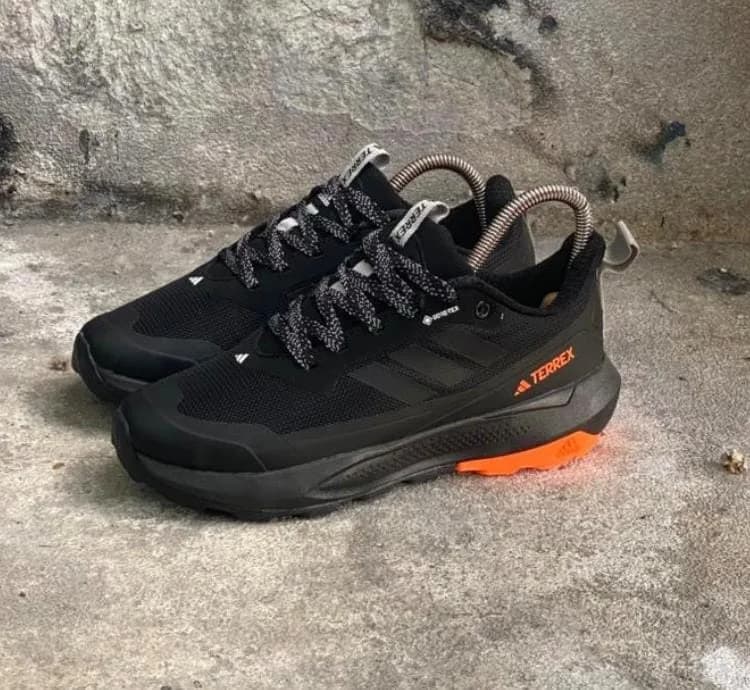 ADIDAS TERREX EURO 41nn — talla Euro 41 — MAROB Popayán