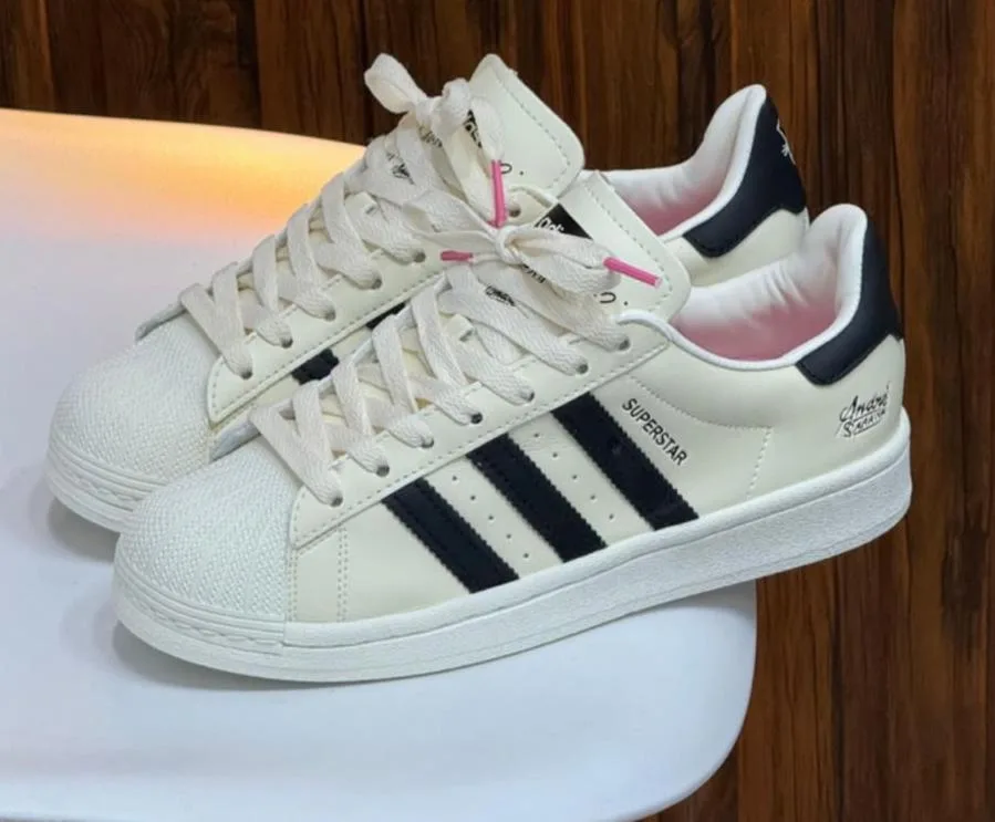 ADIDAS SUPER STAR EURO 38 — talla Euro 38 — MAROB Popayán