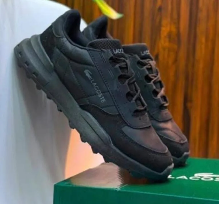 LACOSTE ELITE EURO 42 — talla Euro 42 — MAROB Popayán