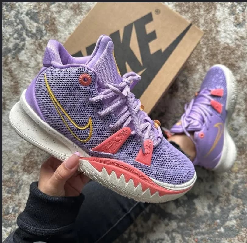 NIKE KYRIE 7 EURO 39 — talla Euro 39 — MAROB Popayán