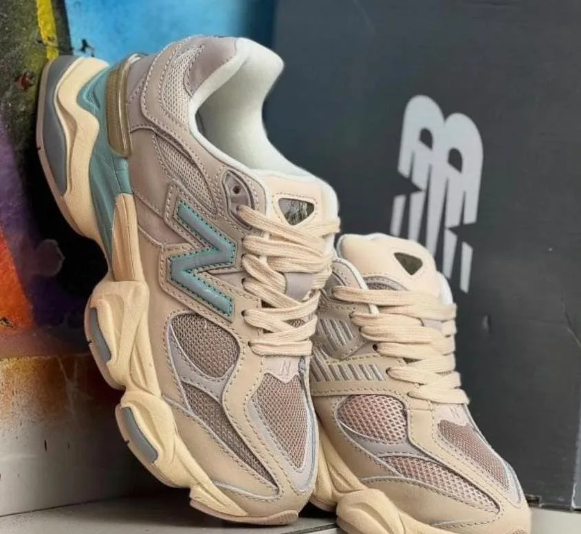 NEW BALANCE 9060 EURO 42Bb — talla Euro 42 — MAROB Popayán