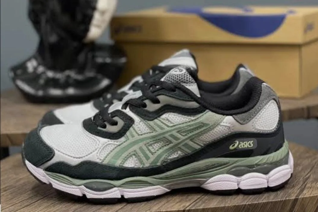 ASICS GEL NYC EURO 44 — talla Euro 44 — MAROB Popayán
