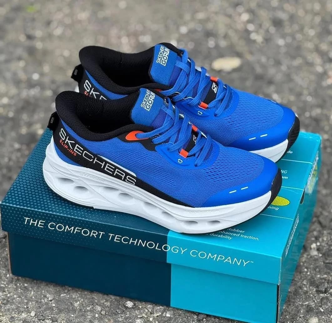 SKECHERS SLIP EURO 42 — talla Euro 42 — MAROB Popayán