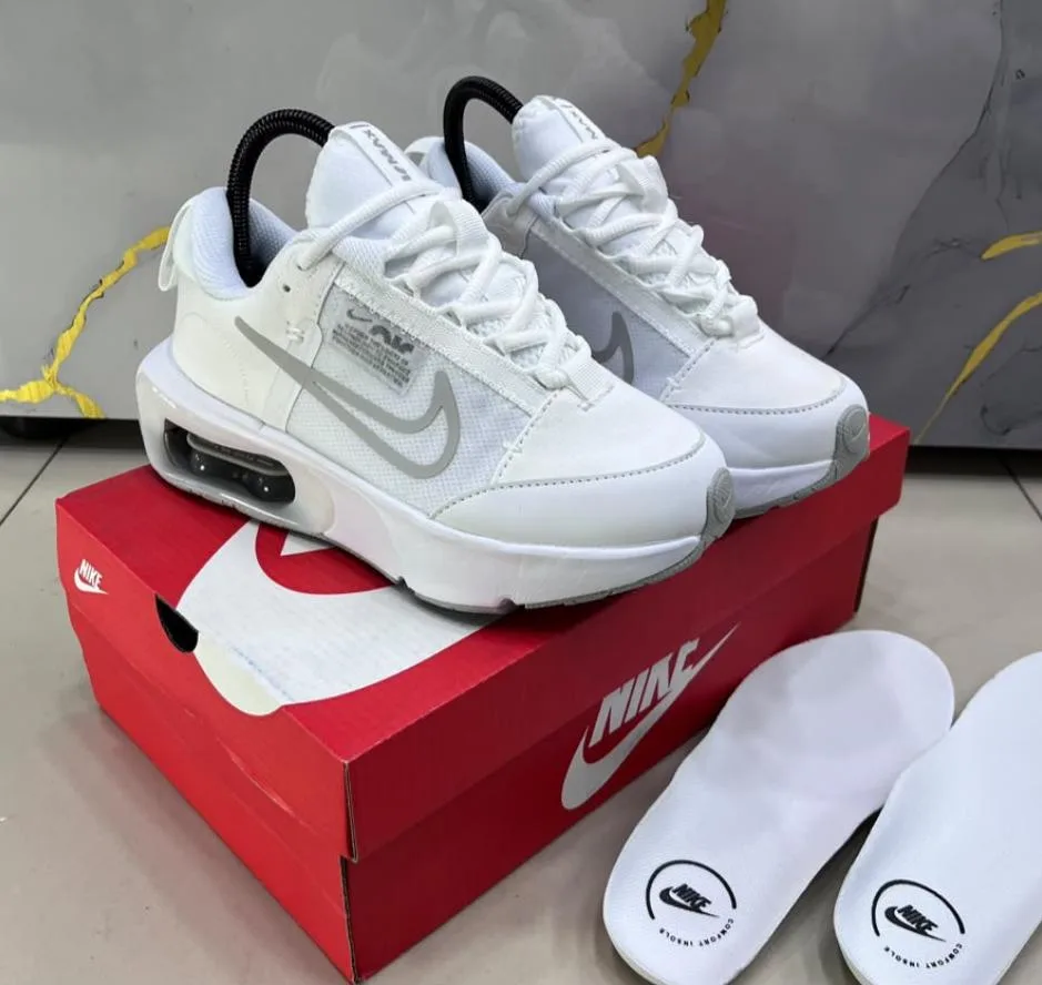 NIKE AIR INTRLK EURO 36 — talla Euro 36 — MAROB Popayán