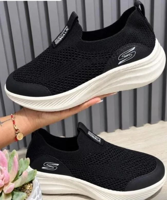 SKECHERS GO WALK EURO 38 — talla Euro 38 — MAROB Popayán
