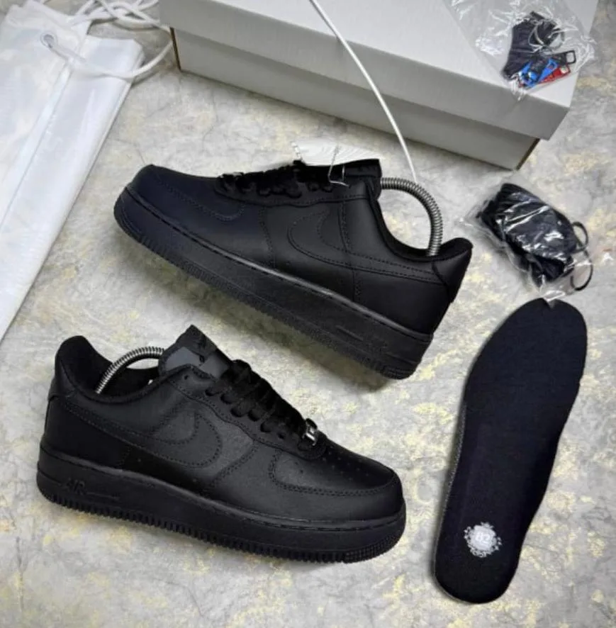 NIKE AF1 1.1 EURO 42nn — talla Euro 42 — MAROB Popayán