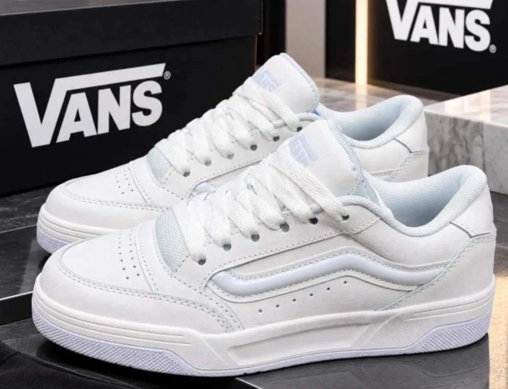 VANS HYLANE EURO 37B — talla Euro 37 — MAROB Popayán