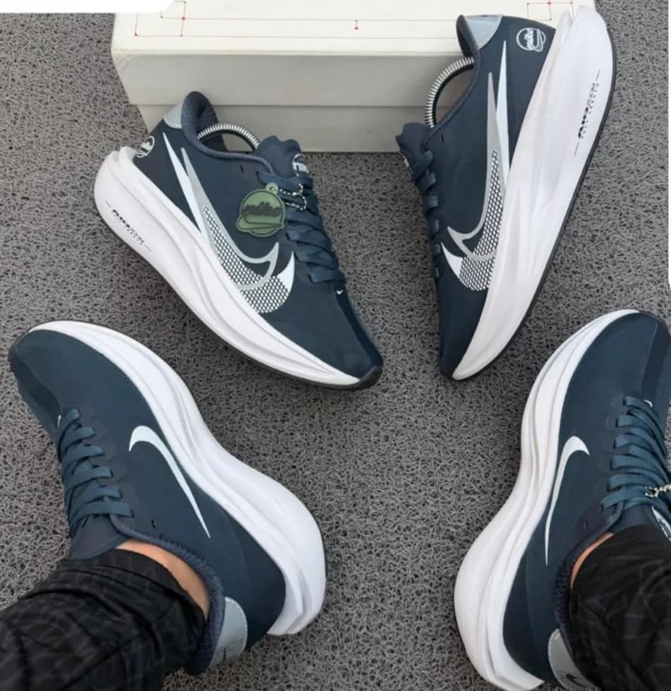 NIKE AIR ZOOM EURO 42b — talla Euro 42 — MAROB Popayán