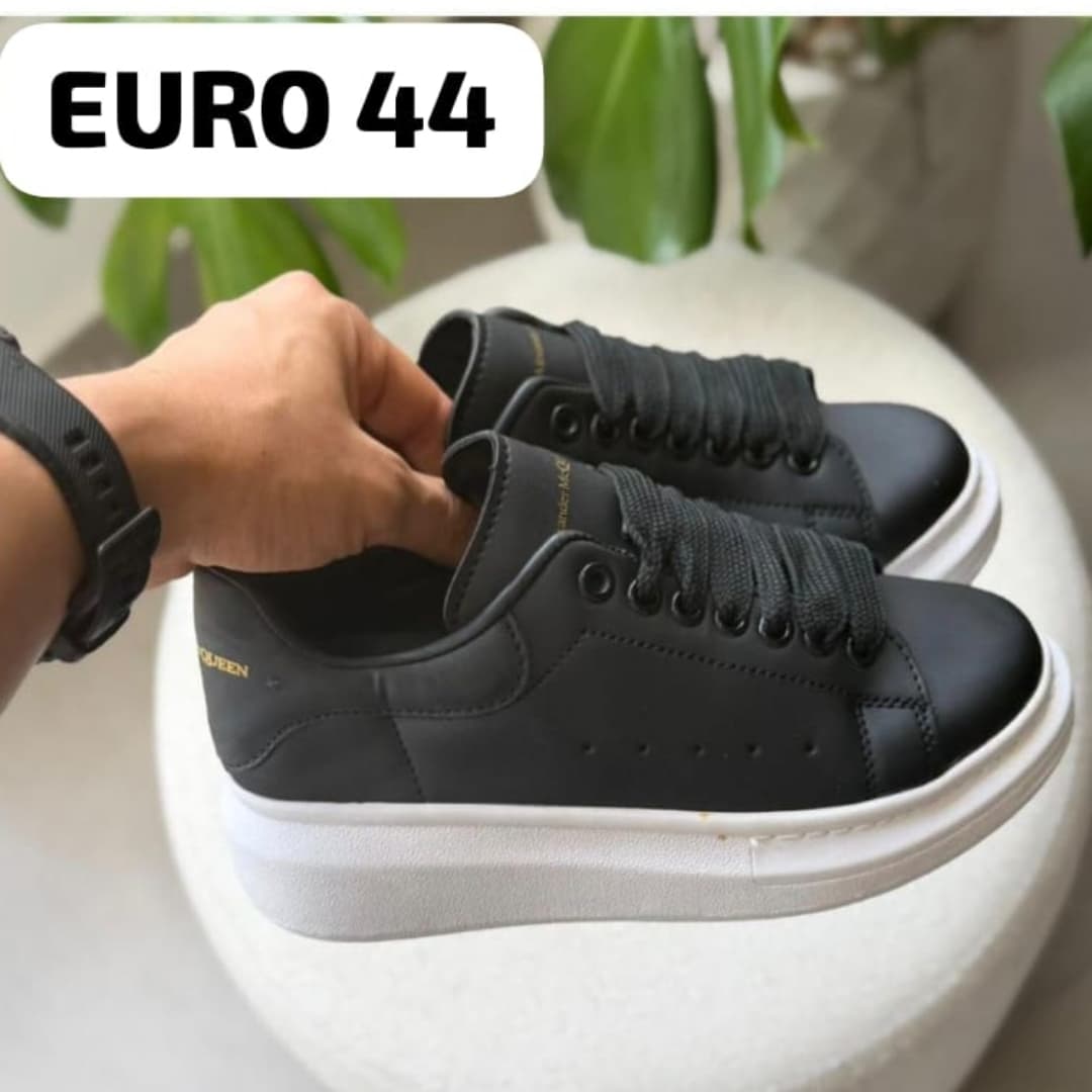 alexander mc'queen euro 44 — talla Euro 44 — MAROB Popayán