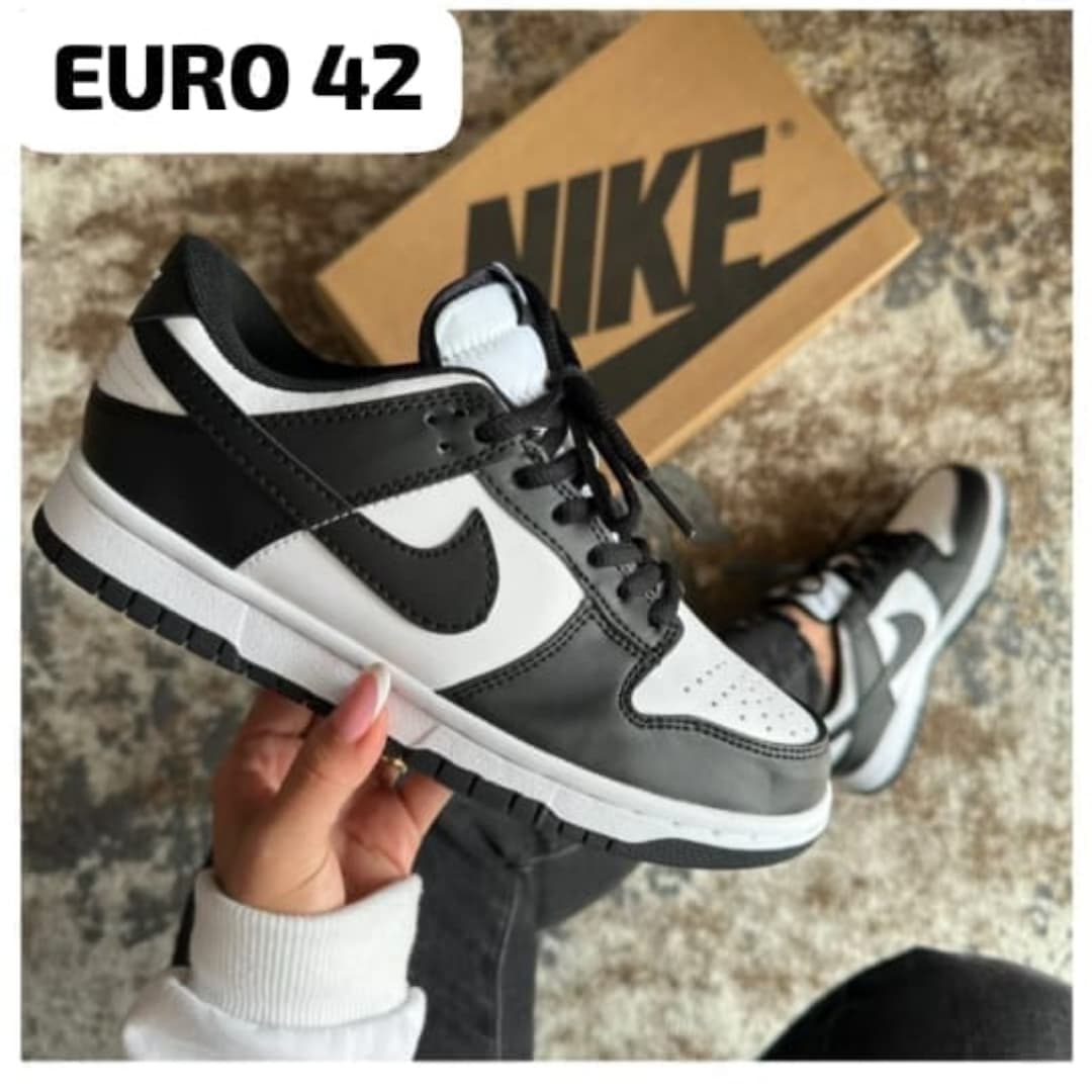 nike sb low panda euro 42 — talla Euro 42 — MAROB Popayán